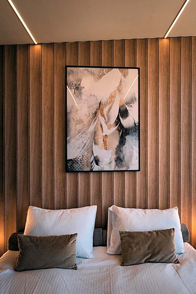 Moon Valley Comarnic