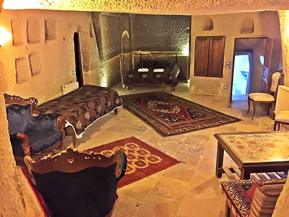 Antique Terrace Suites