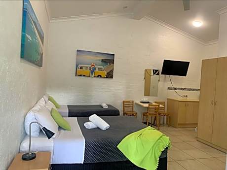 Queen Bed with One Single - Dog Friendly