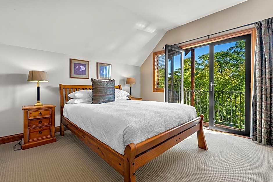 Lansdown Apartments