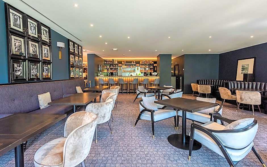 Columbus Hotel Monte-Carlo, Curio Collection by Hilton