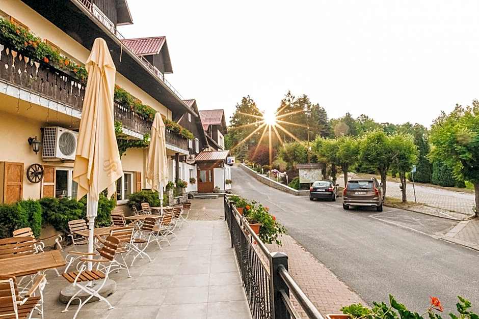 Hotel Chata Za Wsią