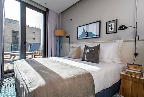 double or twin with terrace