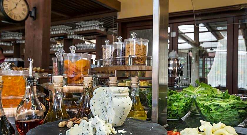 SarI Konak Boutique & SPA Hotel