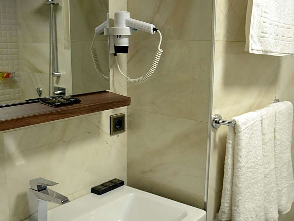 Safa Royal Museum Hotel