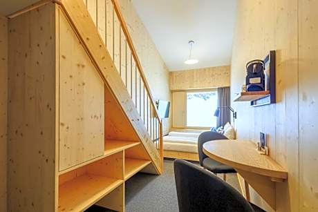 Quadruple Room with Mountain View