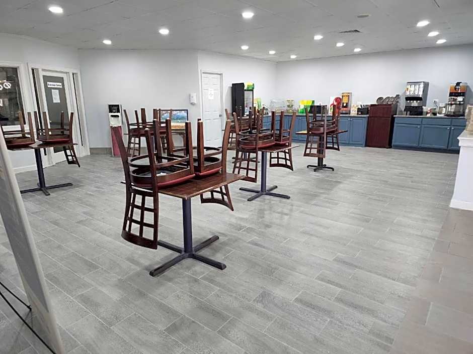 Suburban Studios Rock Hill Northeast I-77