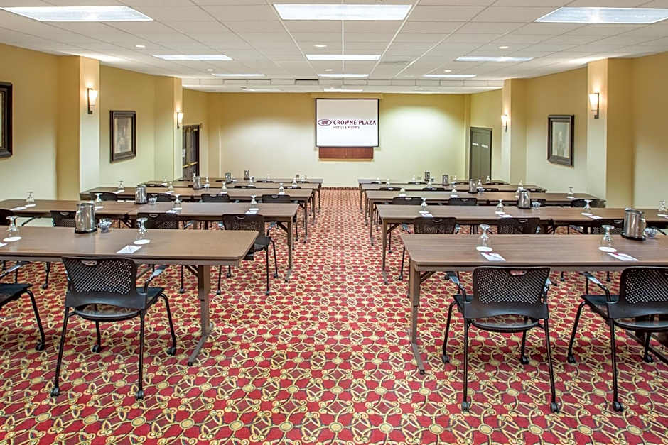 Crowne Plaza Cleveland Airport By IHG