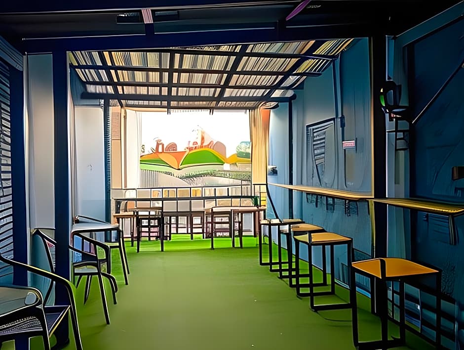 Zee Thai Hostel