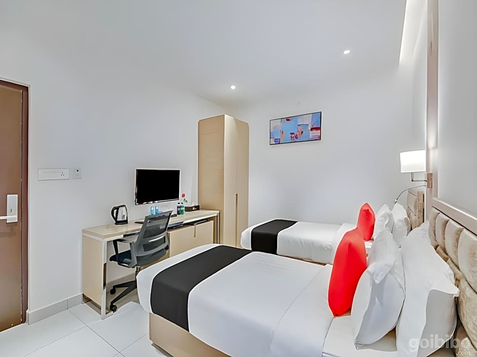 Vihaari 24 Business Hotel