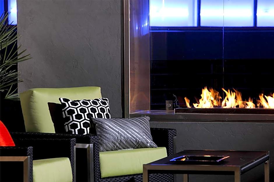 Hyatt House Charlotte Center City