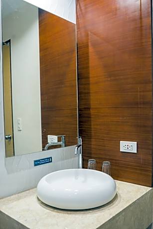 Standard Suite