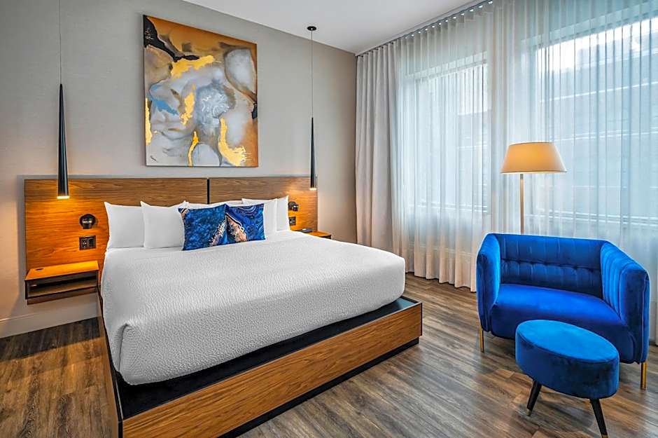 Hotel Royal William, an Ascend Collection Hotel