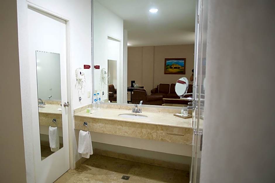 Days Inn by Wyndham Tuxtepec