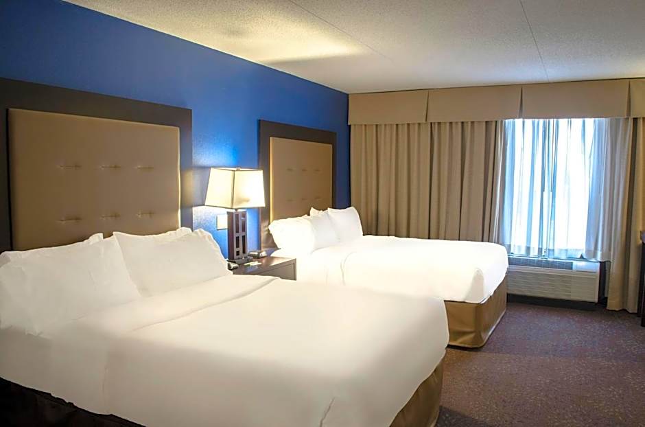Holiday Inn Fargo By IHG