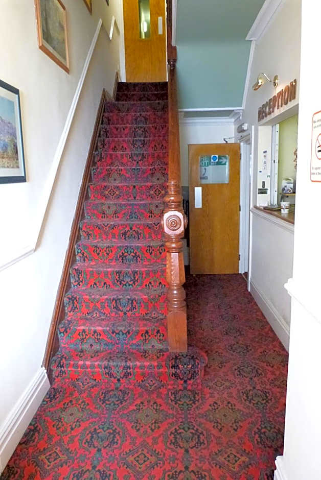 Hurst Dene Aparthotel