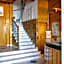 Leonidas Hotel