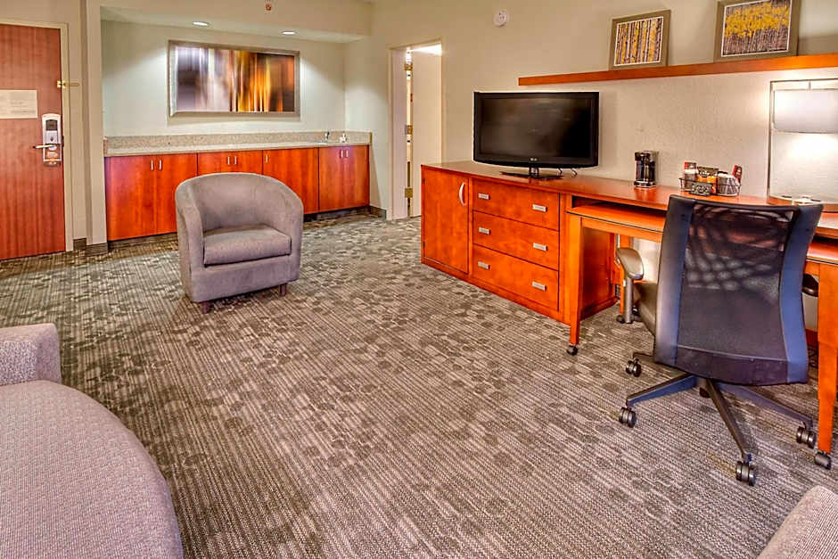 Courtyard by Marriott Burlington