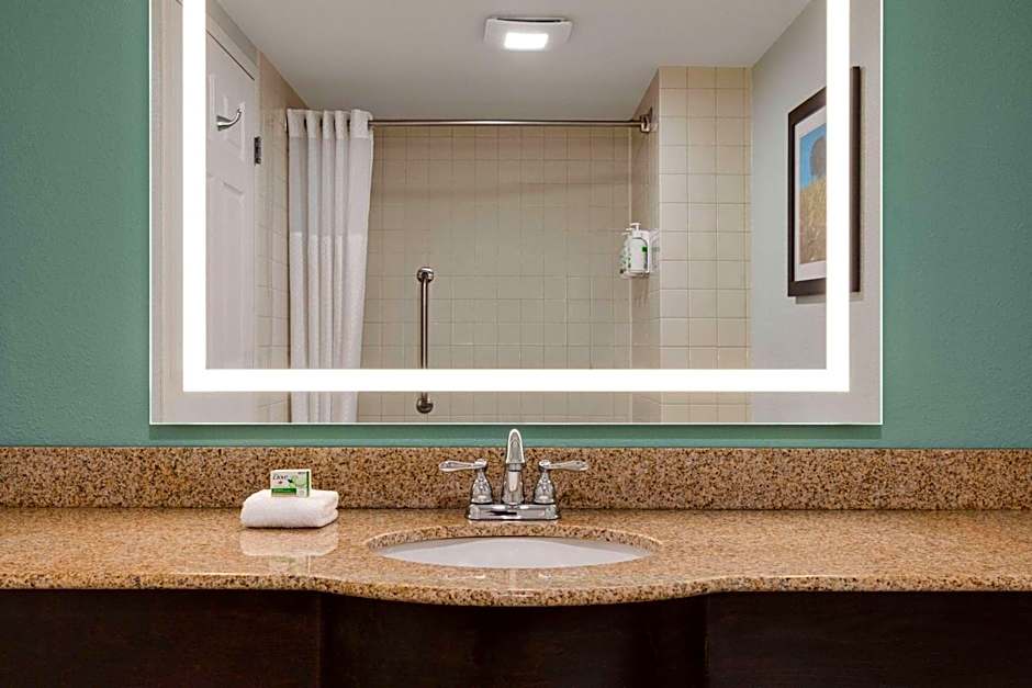 Wingate by Wyndham Green Bay/Airport