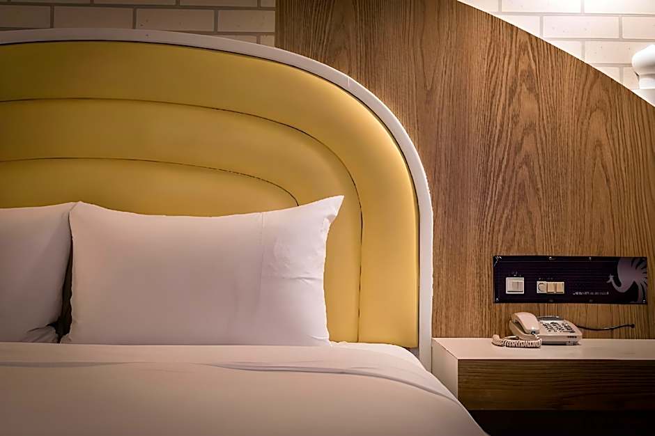 Golden Phoenix Hotel