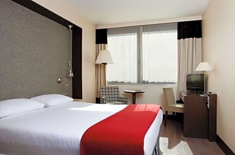 Superior Double or Twin Room Free Parking Promo