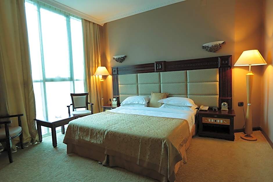 Friendship International Hotel