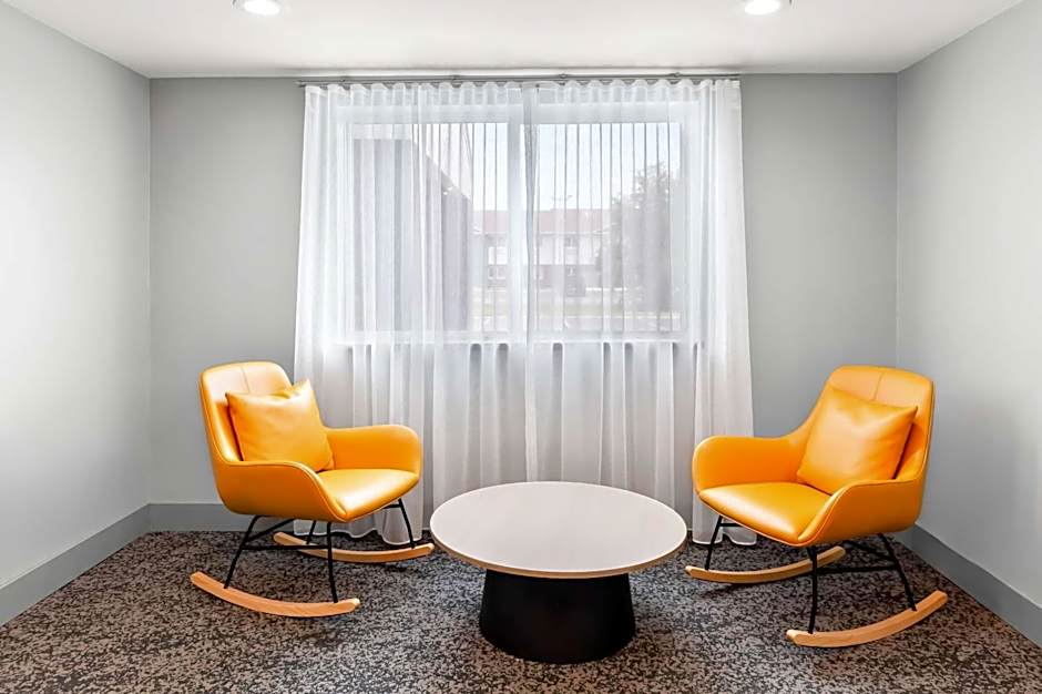Spark by Hilton Springfield Southwest