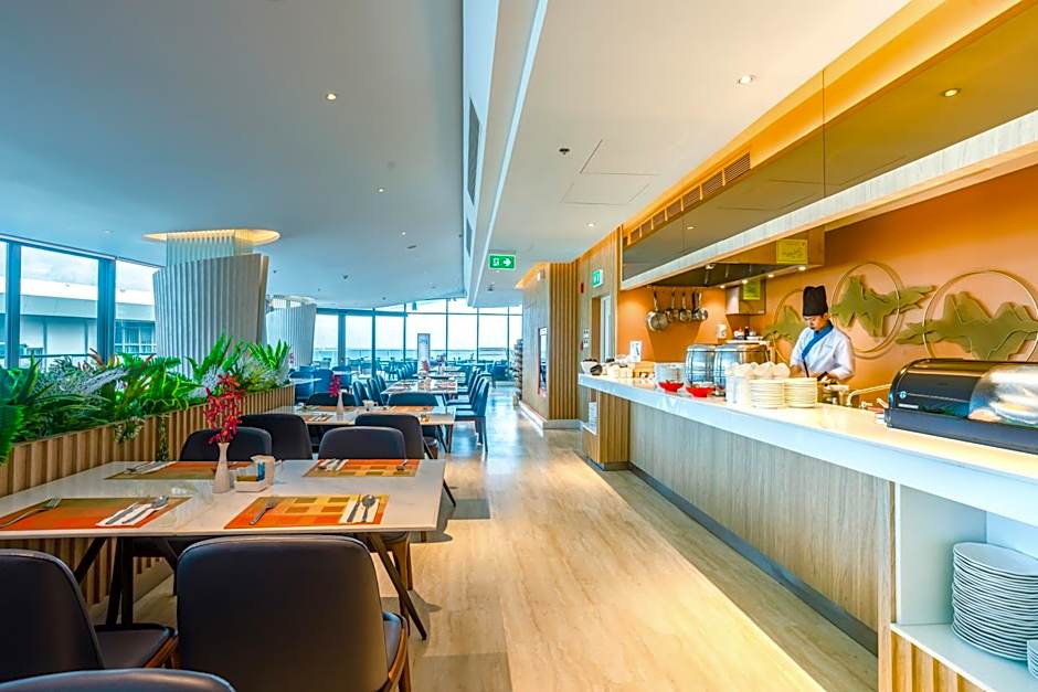 Centara Sonrisa Residences & Suites Sriracha