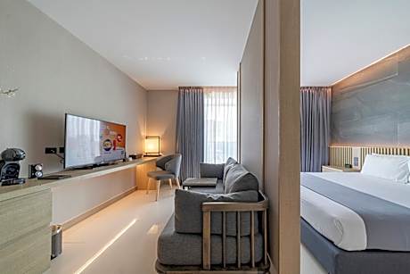 One Bedroom Zen Suite