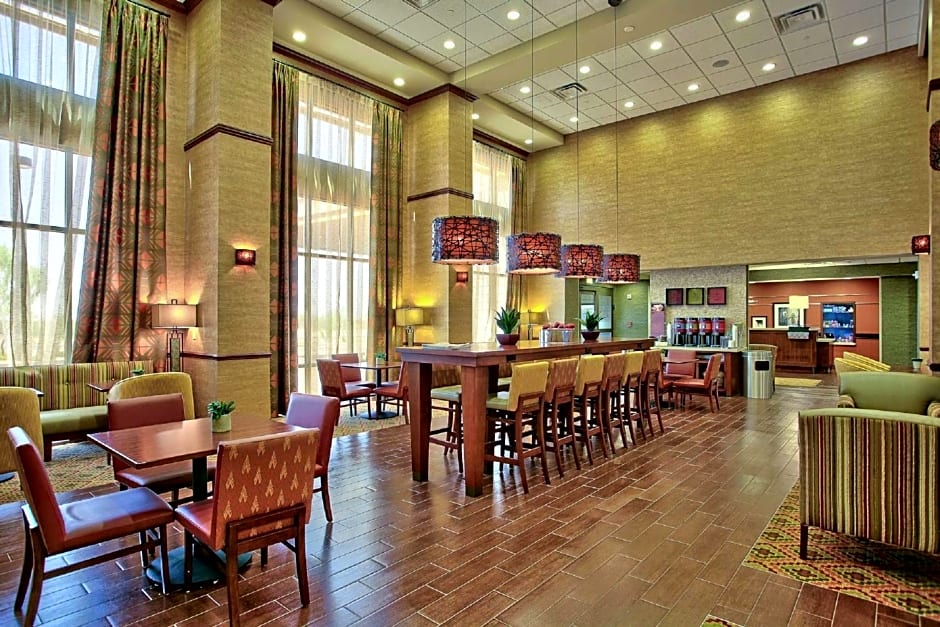 Hampton Inn By Hilton & Suites Scottsdale at Talking Stick