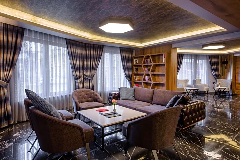 Kayhan City Hotel