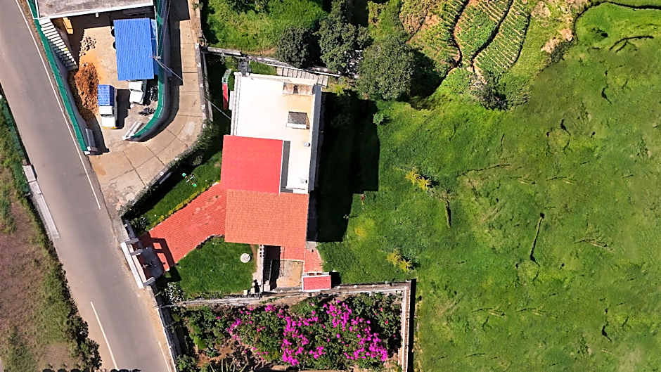 Queen's Hotel Mount garden Kodaikanal