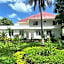 Calamari Beach Resort