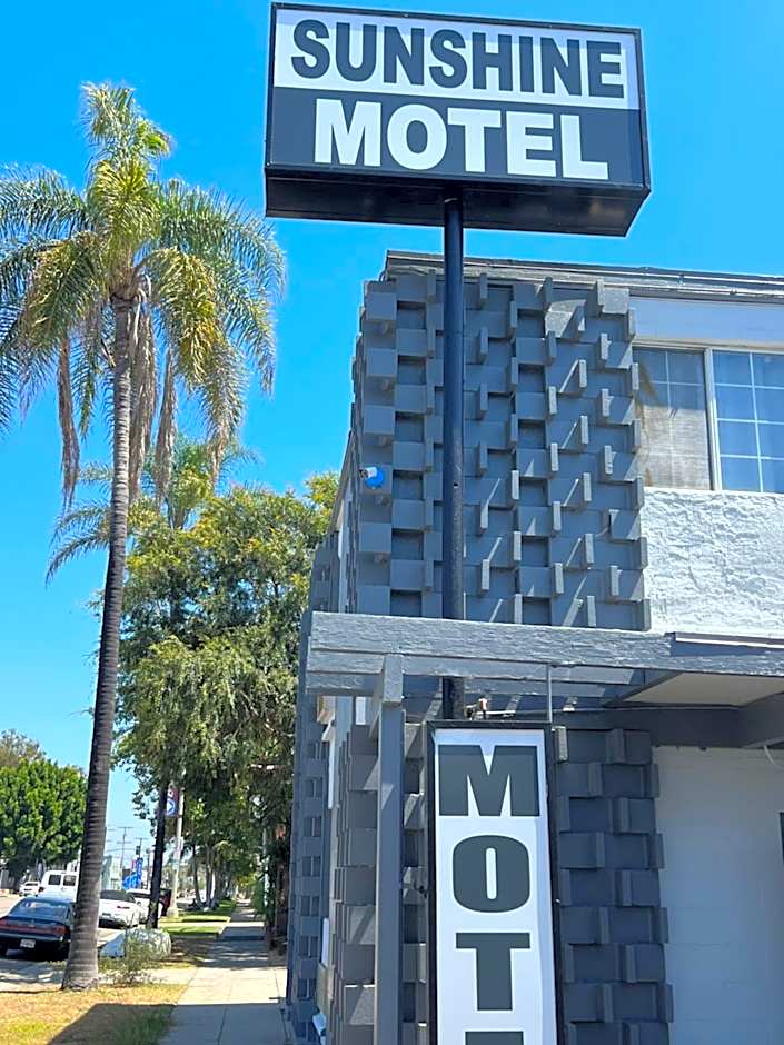 Sunshine Motel
