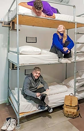 Triple Bunk Dorm no window