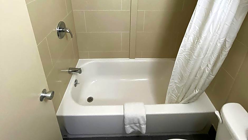 Express Inn Newport News