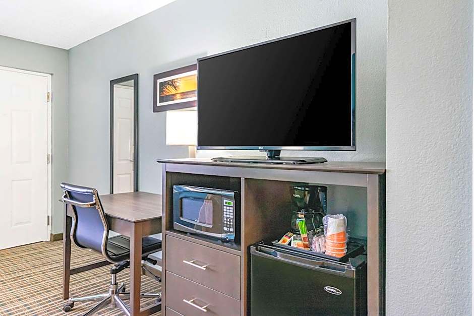 Comfort Inn Sun City Center-Tampa South