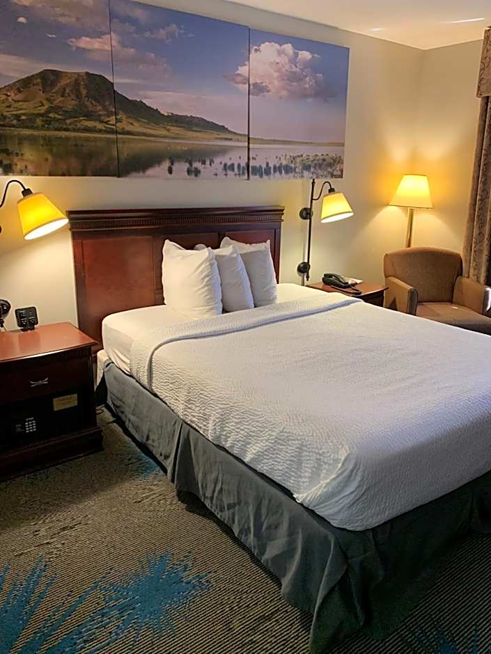 Days Inn by Wyndham Sturgis