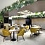 Leo Suites