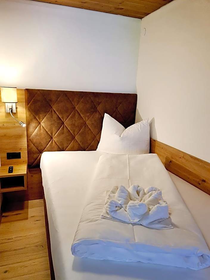 Hotel Alpenhof***