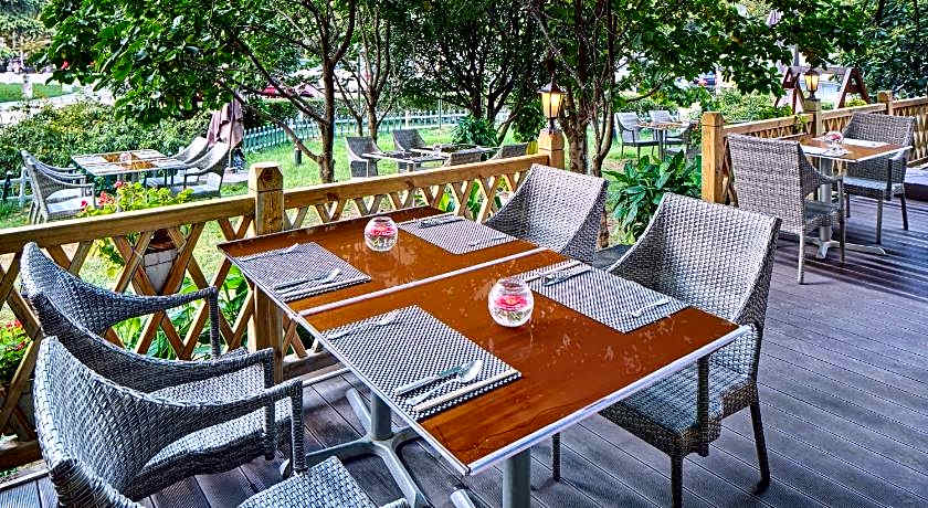 Crowne Plaza Zhengzhou By IHG