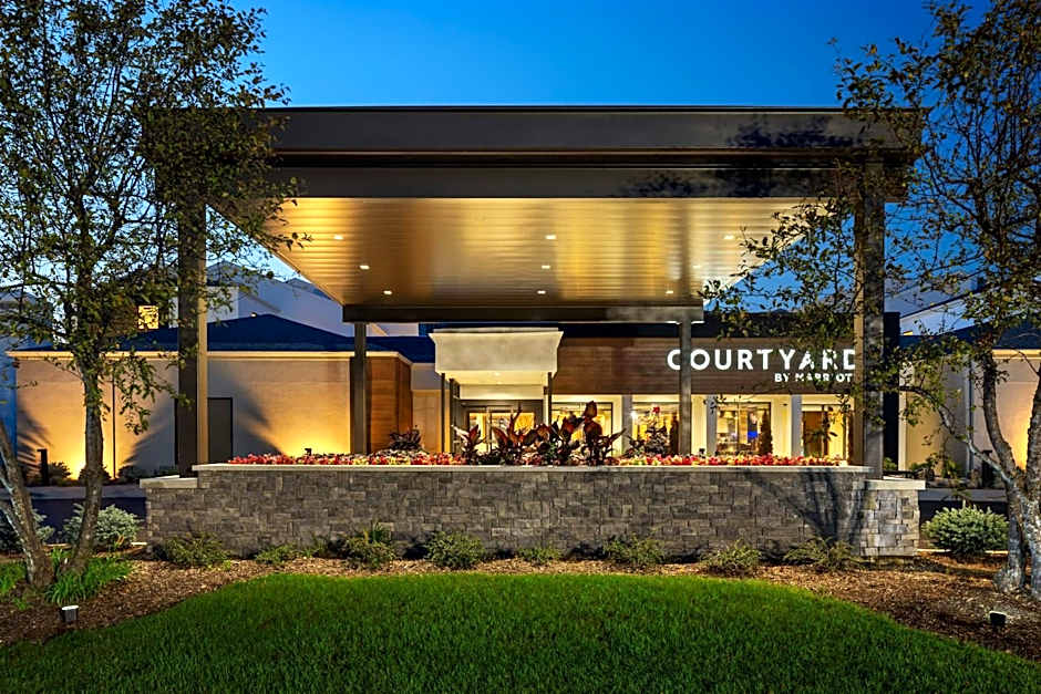 Courtyard By Marriott Chicago Waukegan/Gurnee