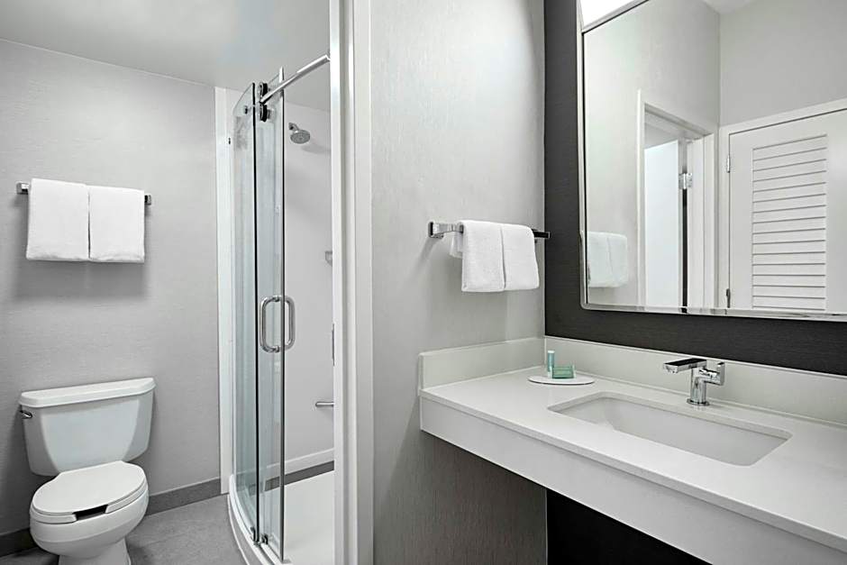 Courtyard by Marriott St. Louis Creve Coeur