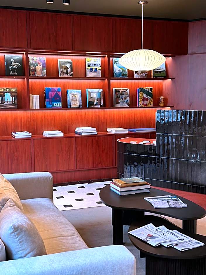 Arian Hotel