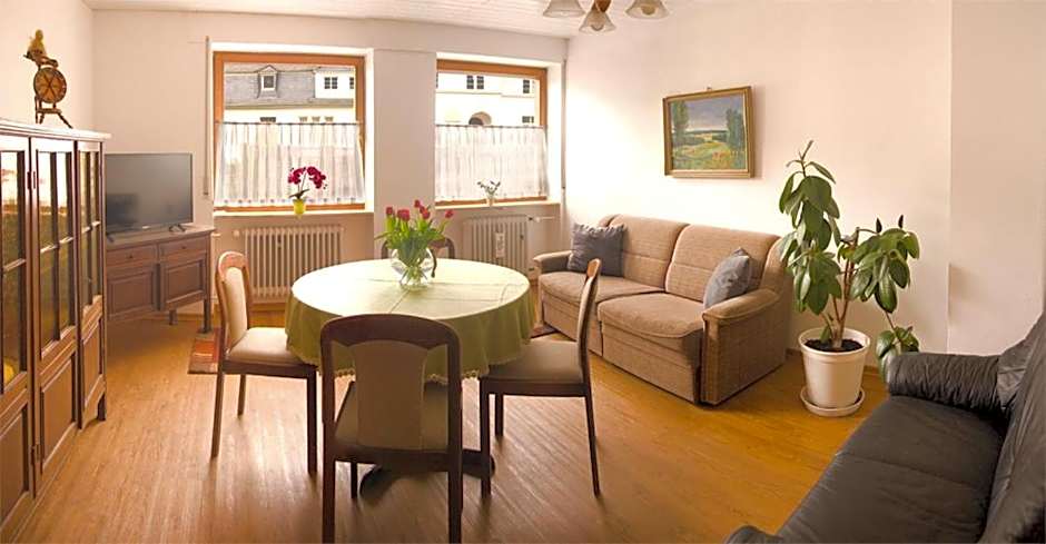 Weinhaus Burg-Schneider