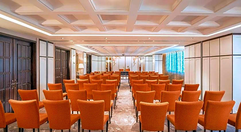 The Athenee Hotel, a Luxury Collection Hotel, Bangkok