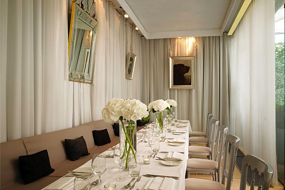 Sanderson London