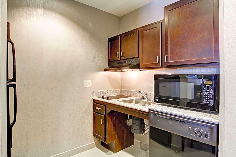 Homewood Suites By Hilton Leesburg