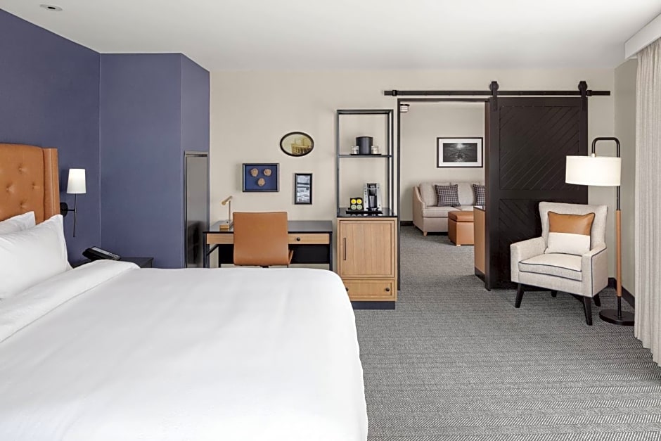 Courtyard by Marriott Portland Downtown/Waterfront