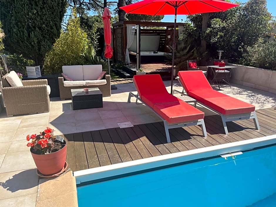 La Villa des Cèdres & SPA "réservée aux couples"
